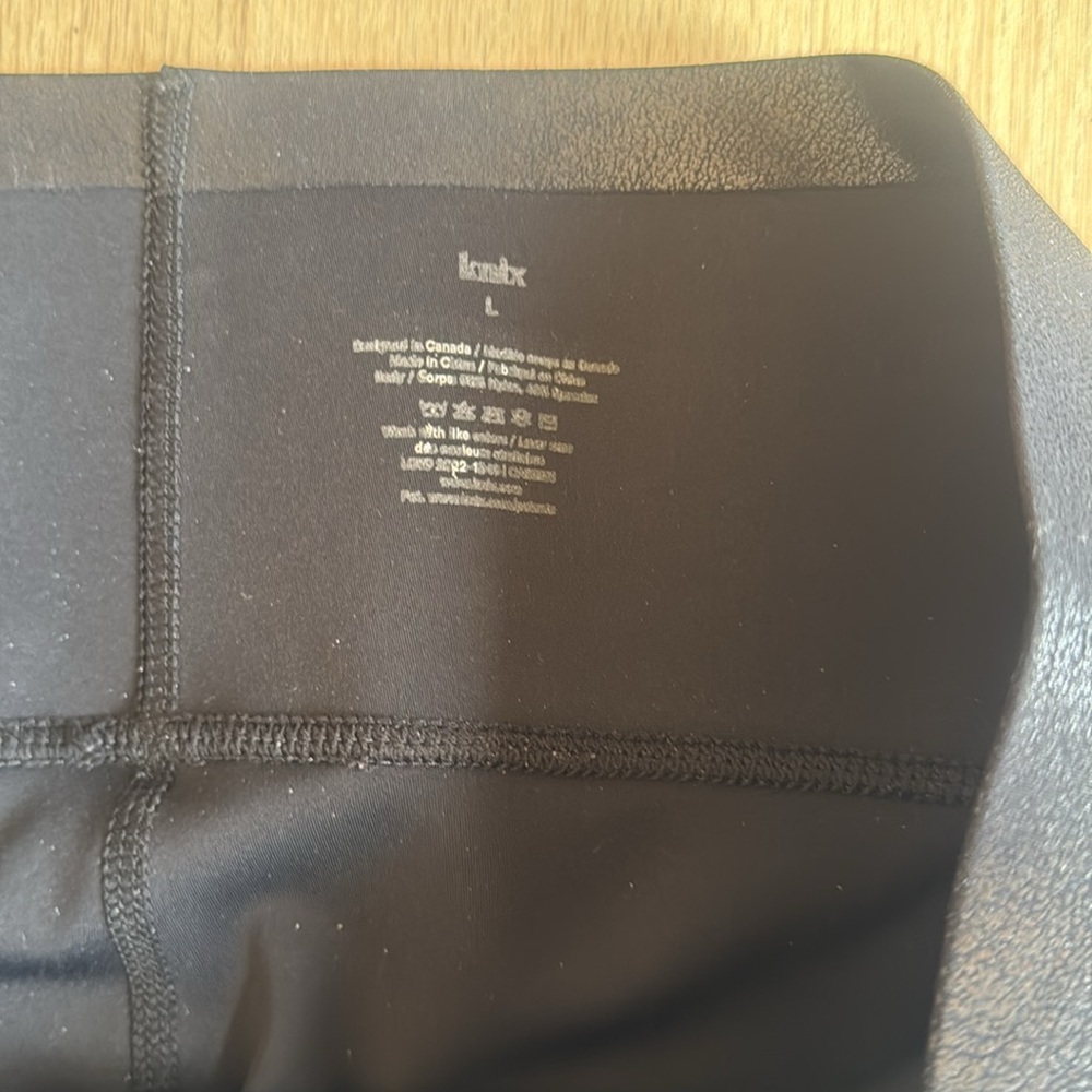 KNIX Black Shiny Leggings size L - Picture 4 of 4